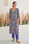 Pita Nila_Purple Tissue Print Floral V Neck Fiza Blossom Kurta Pant Set _Online_at_Aza_Fashions