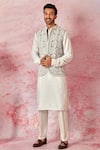 Buy_Asuka_Grey Bundi Velvet Embroidered Dori Work Floral Set _at_Aza_Fashions