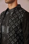 Buy_Asuka_Black Silk Embroidered Beads Vintage Bundi Set _Online_at_Aza_Fashions