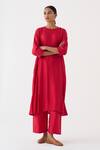 Buy_Dot_Pink Hemp, Silk Round Neck Iris Striped Print Kurta And Pant Set _at_Aza_Fashions