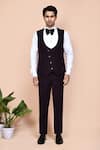 Buy_Arihant Rai Sinha_Wine Waistcoat Embroidery Thread Geometric Suit Pant Set 