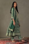 Buy RI.Ritu Kumar Green Kurta 100% Silk Printed Geometric Mandarin Collar Ayati Set Online at Aza Fashions Buy_RI.Ritu Kumar_Green Kurta 100% Silk Printed Geometric Mandarin Collar Ayati Set_Online_at_Aza_Fashions