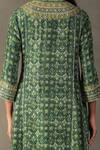 RI.Ritu Kumar Green Kurta 100% Silk Printed Geometric Mandarin Collar Ayati Set at Aza Fashions RI.Ritu Kumar_Green Kurta 100% Silk Printed Geometric Mandarin Collar Ayati Set_at_Aza_Fashions