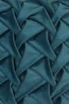 Buy_ODE & CLOE_Blue Velvet Textured Smocked And Tufted 5 Pcs Cushion Covers 