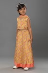 Buy_Para_Yellow Muslin Silk Printed And Embroidered Floral & Lehenga Set _at_Aza_Fashions