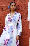 Buy_Jodi_White Poplin Printed Abstract Floral Shirt Dress With Belt  _Online_at_Aza_Fashions