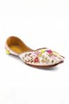 Doriaana_Ivory Thread Imperial Embroidered Juttis _Online_at_Aza_Fashions