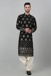 Buy_Aham-Vayam_Black Cotton Embroidered Thread And Sequin Work Sitaara Jahan Kurta Set _at_Aza_Fashions