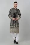 Buy_Aham-Vayam_Black Cotton Embroidered Thread Jahanuma Mughal Kurta Set _at_Aza_Fashions