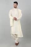 Buy_Aham-Vayam_Cream Cotton Embroidered Thread Taraana Kurta Set _at_Aza_Fashions