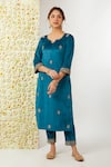 Buy_Tashee_Blue Kurta And Pant Velvet Embroidered Floral Notched Work Set _Online_at_Aza_Fashions