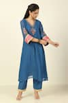 Buy_Tashee_Blue Chanderi Embroidered Floral V-neck Vine Threadwork Kurta With Pant _at_Aza_Fashions