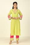 Buy_Tashee_Green Chanderi Embroidered Floral V-neck Threadwork Kurta With Pant _at_Aza_Fashions