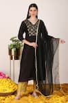 Buy_Tashee_Black Chanderi Embroidery Zari Blossom V Neck Yoke Kurta Pant Set _at_Aza_Fashions