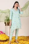 Buy_Tashee_Blue Chanderi Embroidery Zari Fleur V Neck Weaved Kurta Pant Set _at_Aza_Fashions