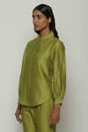 Buy_Abraham & Thakore_Green Chanderi Solid Shirt Collar _Online_at_Aza_Fashions