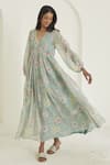 Buy_Surmaye_Green Handwoven Sooti Chanderi Handpainted Gratitude Pattern Dress _at_Aza_Fashions