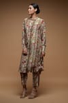 Buy_NIRRAAMYAA_Brown Bemberg Crepe Print Rose Bloom Mandarin Collar Kurta With Pant 