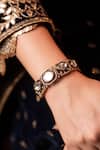 Buy_Anana_Gold Plated Kundan Aishwarya Moissanite Polki Embellished Bracelet_at_Aza_Fashions