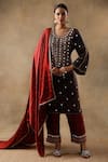 Buy_Sheeshakari_Black Velvet And Silk Embroidered Gota Mirrorwork Paisley Pattern Kurta Pant Set _at_Aza_Fashions