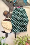 Buy_Rage Attire-Sweta Saria_Green Cotton Elephant Pattern Kurta With Pyjama _at_Aza_Fashions
