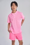 Buy_Terra Luna_Pink 100% Organic Handloom Oxford Cotton Mandarin Collar Pattern T-shirt _at_Aza_Fashions