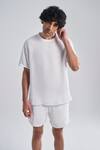 Buy_Terra Luna_White Linen Solid T-shirt _at_Aza_Fashions