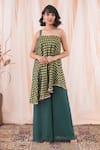 Buy_Farha Syed_Green Kaftan Banarasi Brocade Woven Tear Drop Straight Neck And Flared Pant Set _at_Aza_Fashions