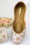 Pixie Pearlz_White Nakshi Noor Floral Embroidered Juttis _Online_at_Aza_Fashions