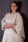 Surabhi Arya_White Kurta And Dupatta Organza Embroidered Zari Notched Dhoti Pant Set _at_Aza_Fashions