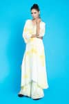 Aurouss_Ivory Crepe Print Mug Dye V Neck Kurta With Palazzo _Online_at_Aza_Fashions