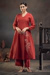 Shop_Hirika & Dhruti_Red Chanderi Embroidery V-neck Flower Pattern Kurta And Pant Set _at_Aza_Fashions