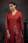 Hirika & Dhruti_Red Chanderi Embroidery V-neck Flower Pattern Kurta And Pant Set _Online_at_Aza_Fashions