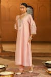 Buy_Sheetal Batra_Pink Kurta Silk Chanderi Embroidered Kashmiri Tilla V Neck Sanvi And Salwar Set _Online_at_Aza_Fashions