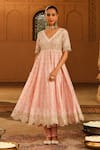 Sheetal Batra_Pink Kurta Silk Chanderi Embroidered Kashmiri Tilla V Neck Wasifa Anarkali Set _Online_at_Aza_Fashions