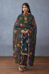 Buy_Torani_Green Cotton Silk Embroidery Zari Thread Notched Dil Shaad Maira Kurta Set 