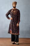 Buy_Torani_Black South Silk Slub Printed Heart Dil Shaad Marwan Kurta Set  _at_Aza_Fashions