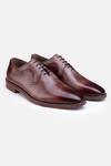 Hats Off Accessories_Brown Genuine Leather Plain Oxford Shoes _Online_at_Aza_Fashions