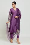 Buy_Samyukta Singhania_Purple Chanderi Embroidered Resham Notched Sleeves Straight Kurta Pant Set _at_Aza_Fashions