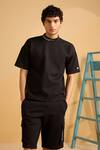 Buy_Muvazo_Black Cotton, Polyester Onyx Oasis Organic Tee _at_Aza_Fashions