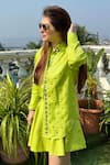 Buy_Nitara Dhanraj Label_Green Matka Silk Embroidered Acrylic Glass Collared Shirt With Skirt 