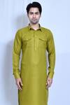 Shop_Aryavir Malhotra_Green Cotton Linen Plain Solid Straight Kurta Set _Online_at_Aza_Fashions