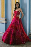 Buy_Mishru_Red Tulle Embroidery Floral Sweetheart Neck Edwina Bridal Lehenga Corset Set _at_Aza_Fashions