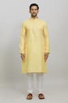 Arihant Rai Sinha_Yellow Kurta Slub Silk Printed Bandhani Set _Online_at_Aza_Fashions