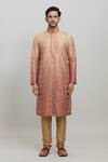 Arihant Rai Sinha_Orange Kurta Slub Silk Embroidered Geometric Ombre Set _Online_at_Aza_Fashions