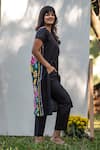 Buy_PRACHI KAMAT_Black Cotton Linen Printed Portuguese Front Slit Kurta With Solid Pant _Online_at_Aza_Fashions