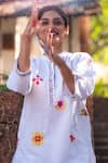 PRACHI KAMAT_White Cotton Linen Printed Portuguese Folk Asymmetric Straight Kurta With Pant _at_Aza_Fashions