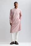 Buy_Countrymade_Pink Chanderi Embroidered Thread Shadow Block Kurta And Pant Set _at_Aza_Fashions
