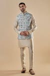 Buy_SPRING BREAK_Blue Cotton Silk Printed Floral Pattern Bundi Jacket And Kurta Set _at_Aza_Fashions