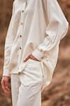 Kharakapas_Off White Linen Solid Collar Heer Shirt And Pant Co-ord Set _Online_at_Aza_Fashions